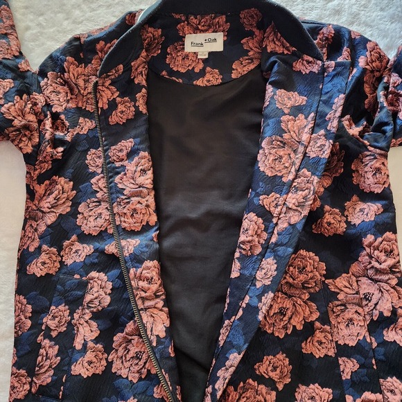 XS Frank and Oak Jacquard Floral Bomber Jacket Pink Navy Blue Embroidered Roses - Picture 8 of 10